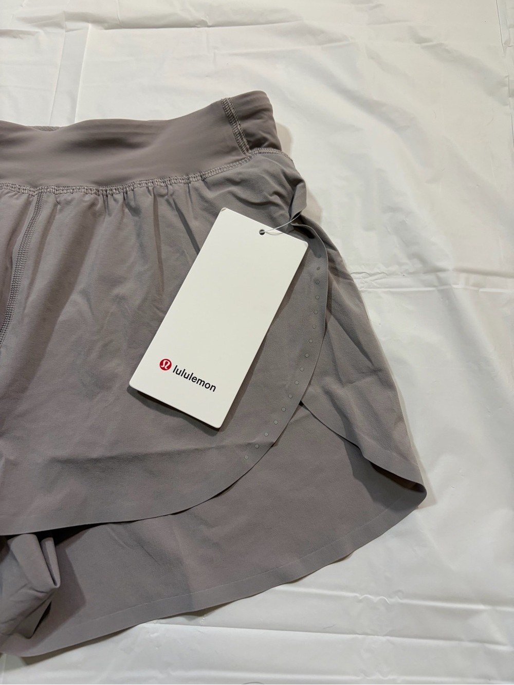 NWT Lululemon Fast & Free High-Rise Split Short 3" (Mauve Grey) Size XS - Picture 2 of 8
